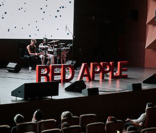 Red Apple меняет период проведения