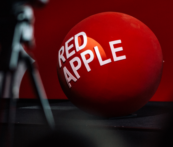 Лучшие кейсы в креативе, маркетинге и медиа по версии Red Apple 2021