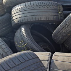 «Яндекс.Маркет» продаст старые покрышки, а Telegram — старые никнеймы