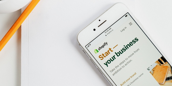 Киргизия кормит российские маркетплейсы: как изменилась логистика российского e-commerce в 2022 году