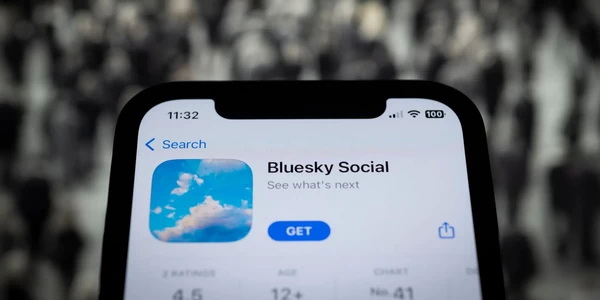 «Голубое небо» разверзлось: Twitter сломал Bluesky