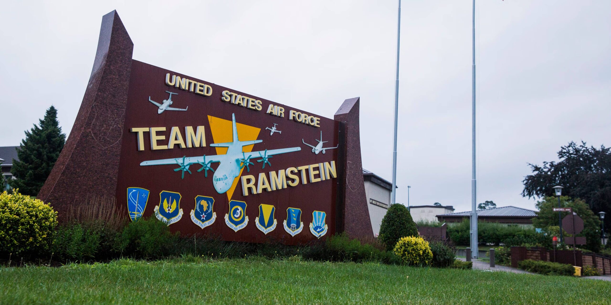 Инструменты для таргетированной рекламы следят за американскими военными базами в Европе