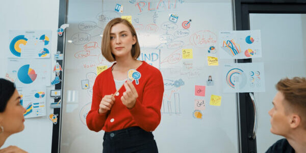 Маркетинговая стратегия + бизнес-мышление = успешный CMO