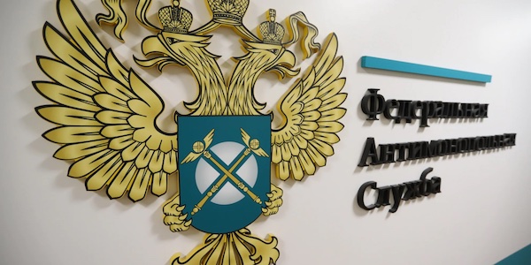 ФАС: размещать рекламу в Telegram и YouTube можно до конца 2026 года