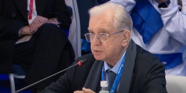 «Культура&nbsp;— это сила»: Михаил Пиотровский напомнил о&nbsp;«русском&nbsp;ковчеге» Сокурова