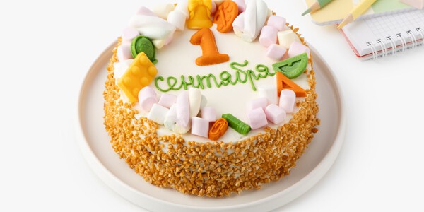 Букеты цветов, тематические торты и&nbsp;съедобные карандаши: ВкусВилл представил обновленную линейку ко&nbsp;Дню знаний