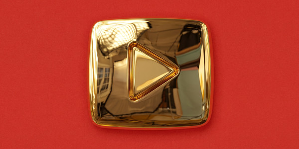 ИИ полюбил YouTube: платформа стала самой востребованной у&nbsp;нейросетей