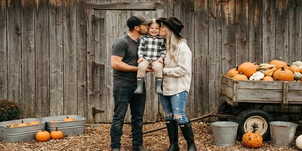 Семейная осенняя фотосессия